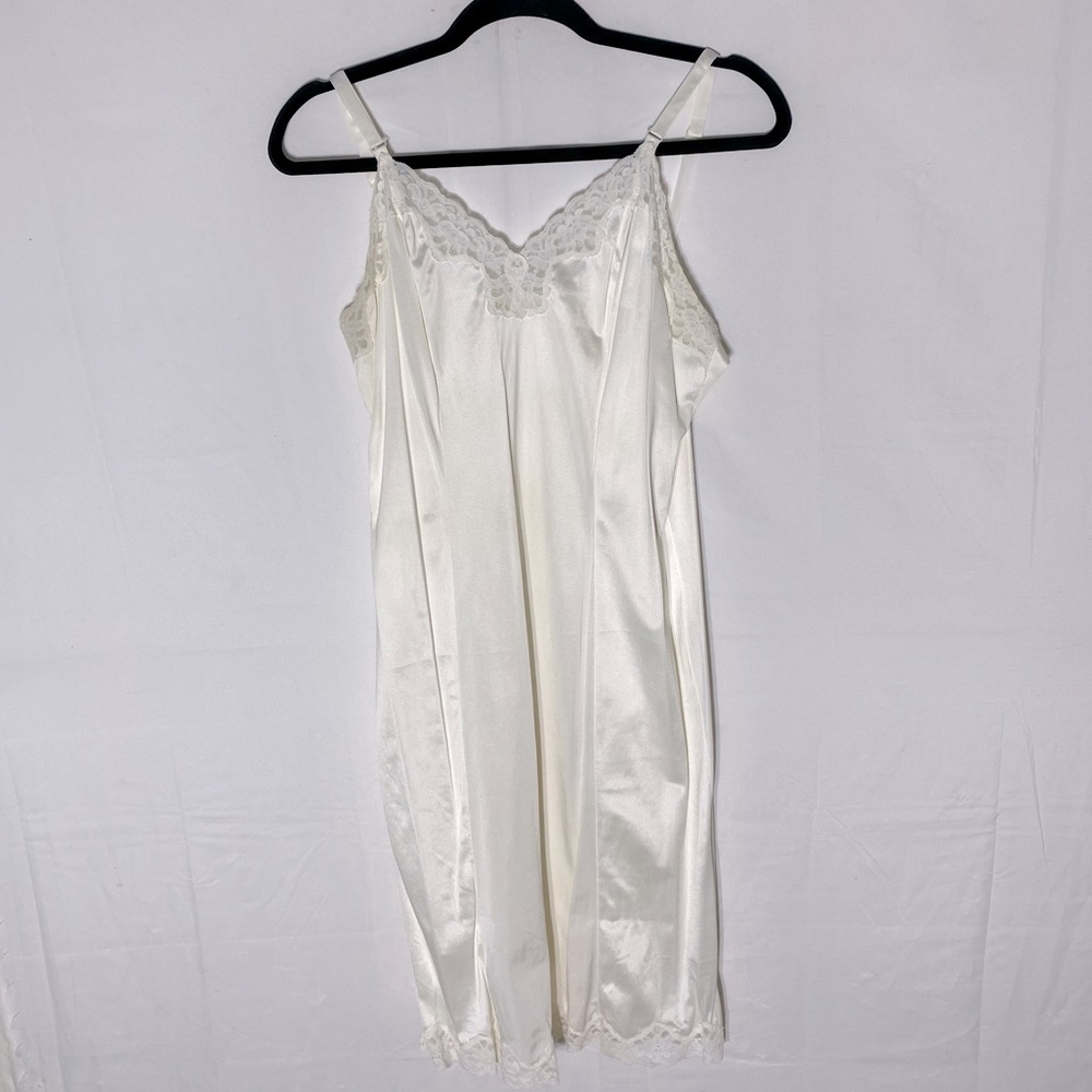 Vintage French Maid Cream Satiny Slip Dress Sleep Dress Lingerie W Lace Trim L